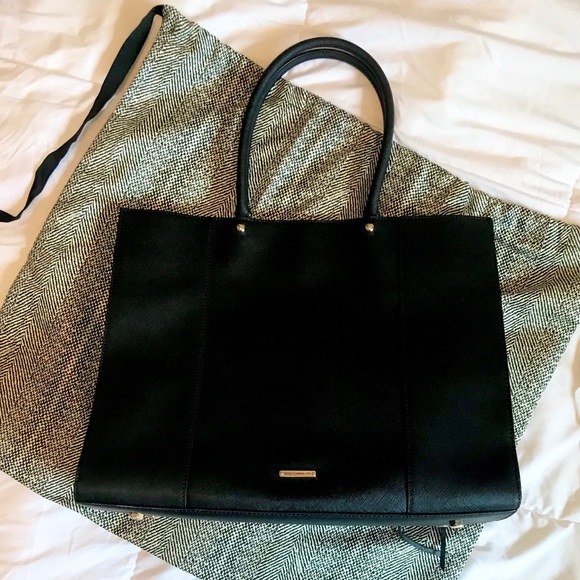 Rebecca Minkoff Handbags - Leather black Rebecca Minkoff Tote.